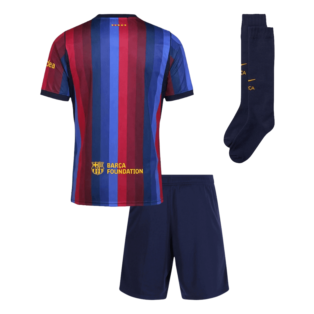 Barcelona detský Domáci futbalový komplet so štulpňami 2026/27