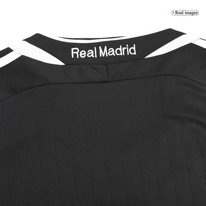 Real Madrid pánsky vonkajší retro futbalový dres s dlhými rukávmi 2006/07 - SERGIO RAMOS #4