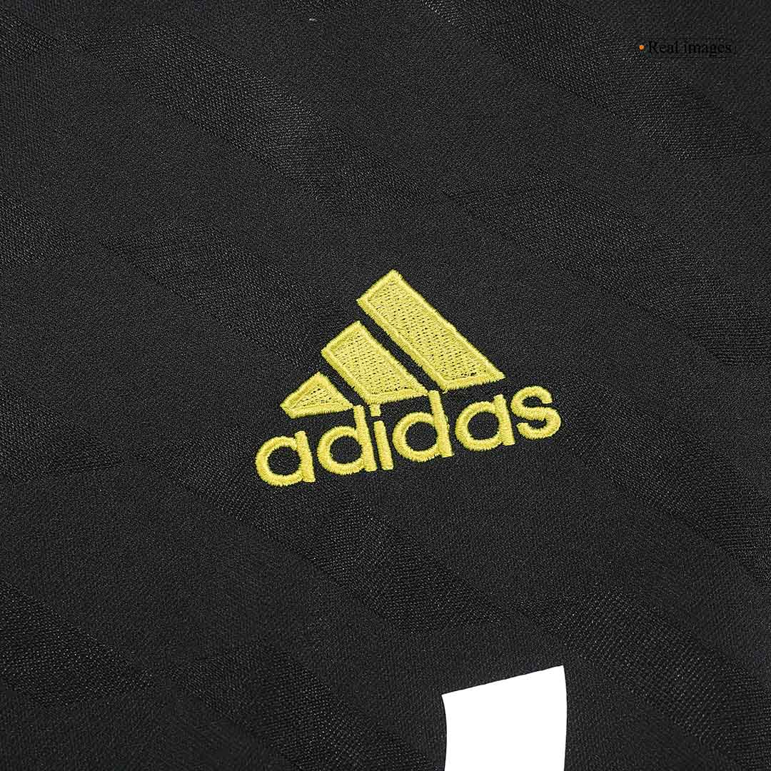 Real Madrid pánsky vonkajší retro futbalový dres 2011/12