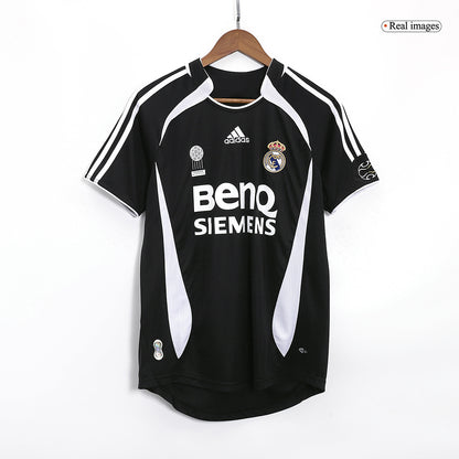 Real Madrid pánsky vonkajší retro futbalový dres 2006/07