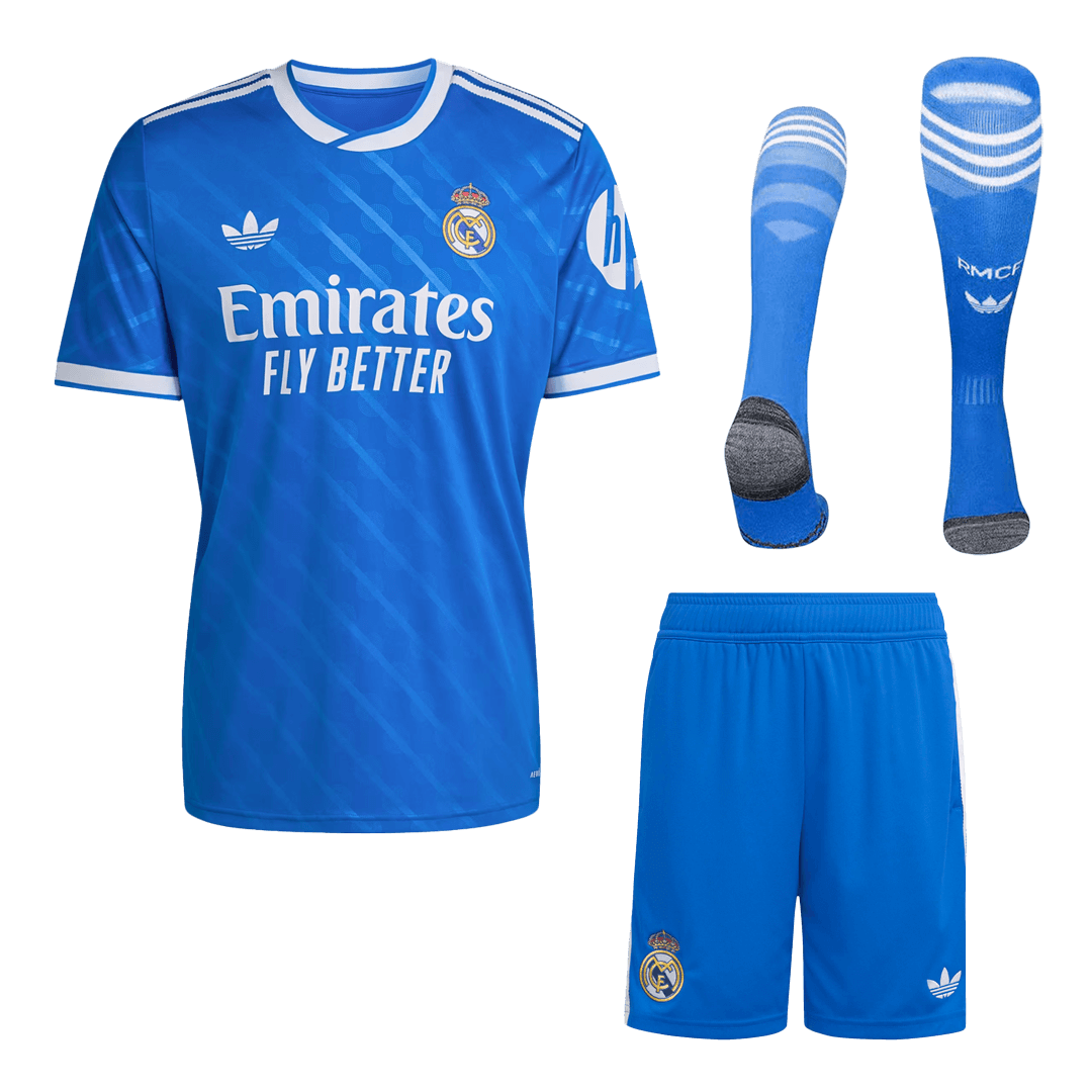 Real Madrid pánsky tretí futbalový komplet 2025/26