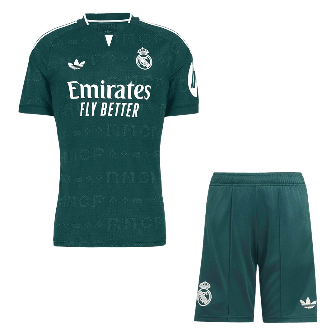 Real Madrid pánsky Vonkajší futbalový komplet 2026/27