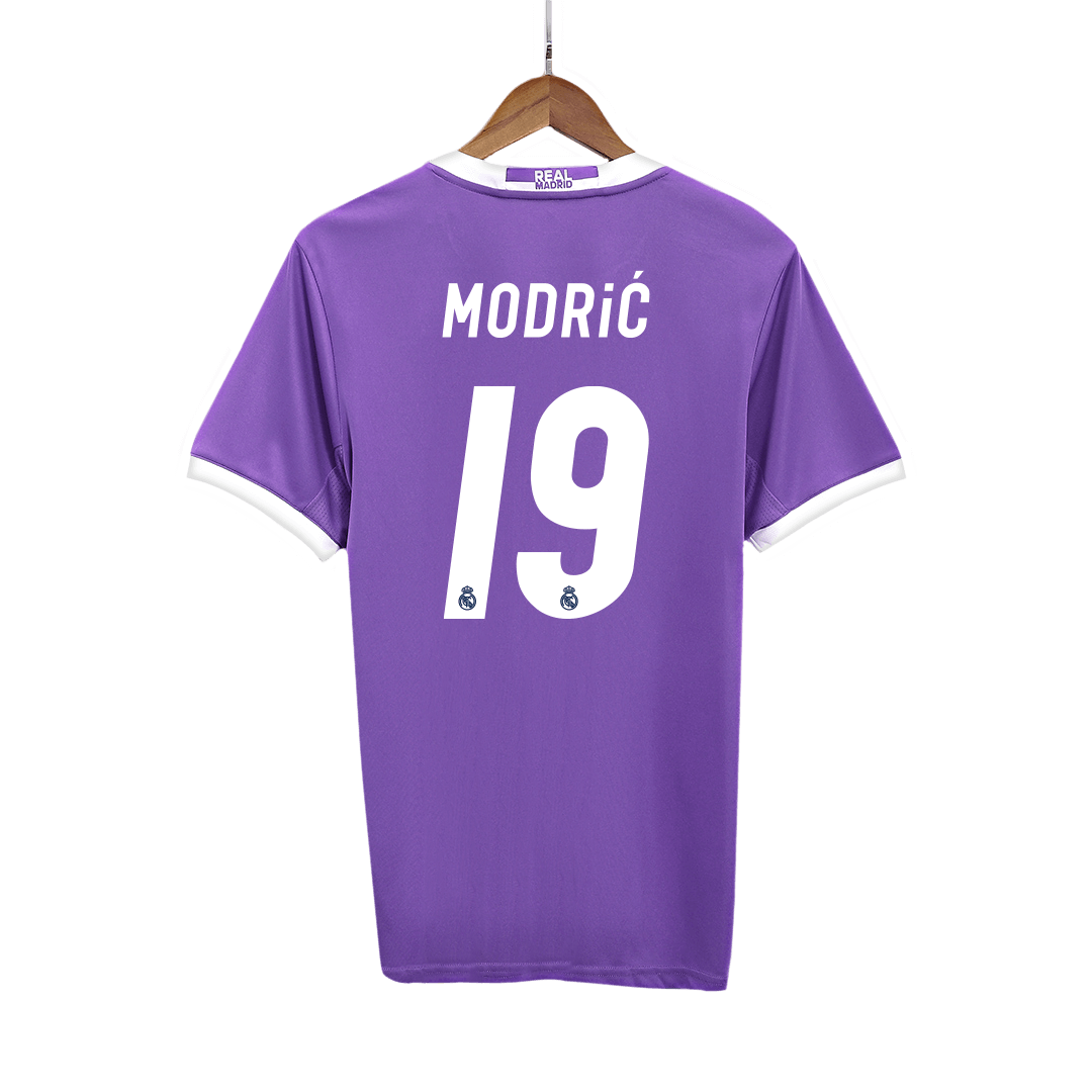 Real Madrid pánsky vonkajší retro futbalový dres 2016/17 - MODRIĆ #19
