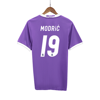 Real Madrid pánsky vonkajší retro futbalový dres 2016/17 - MODRIĆ #19