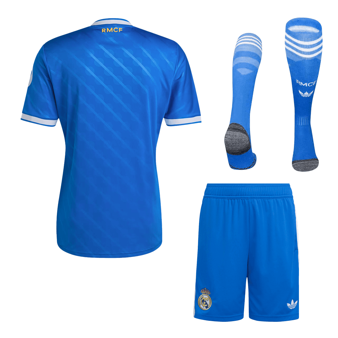 Real Madrid pánsky tretí futbalový komplet 2025/26