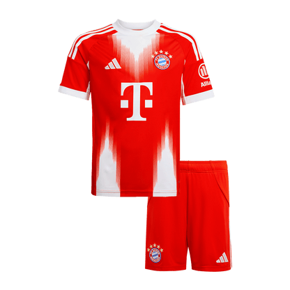 Bayern Mníchov detská domáca futbalová súprava 2025/26