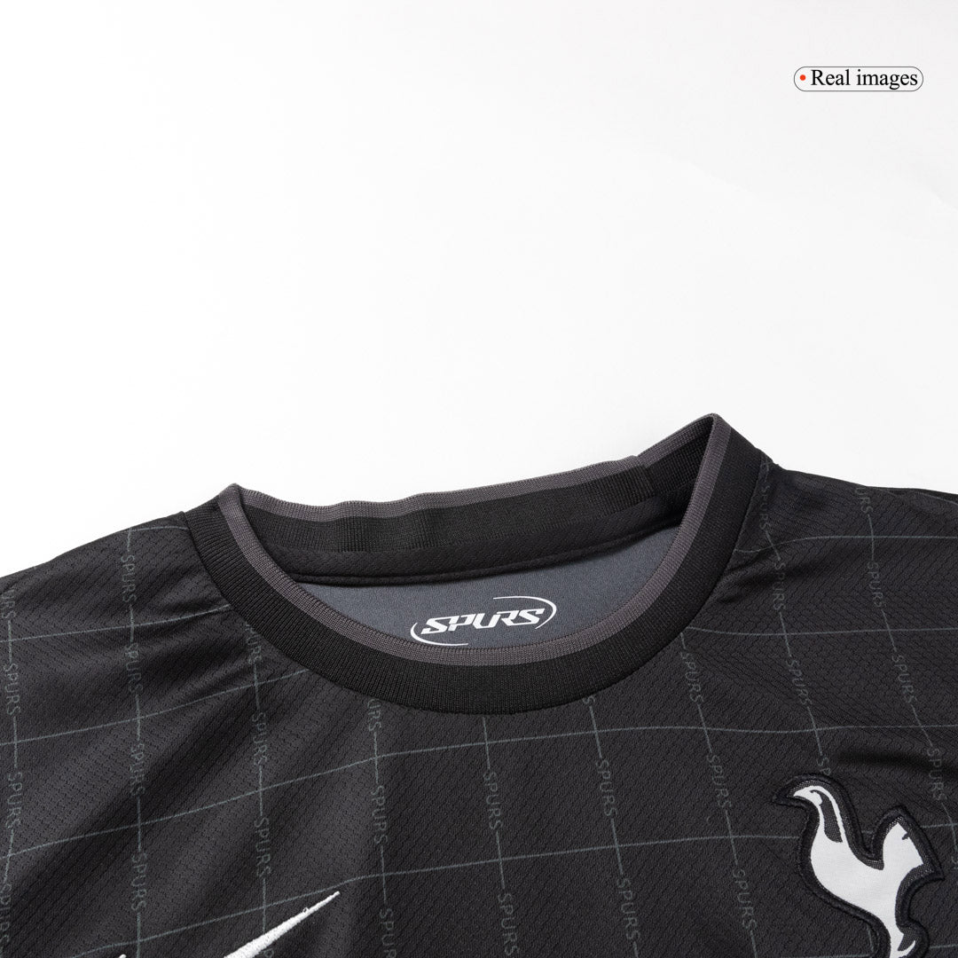 Tottenham Hotspur detská vonkajšia futbalová súprava 2025/26