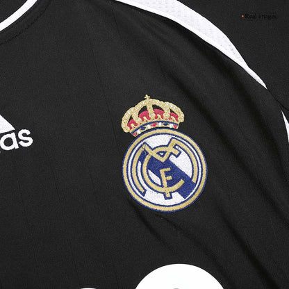 Real Madrid pánsky vonkajší retro futbalový dres 2006/07 - RAUL #7