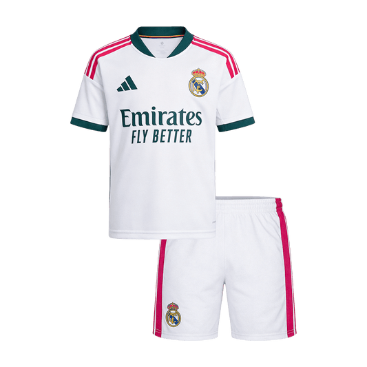 Real Madrid detská domáca futbalová súprava 2026/27