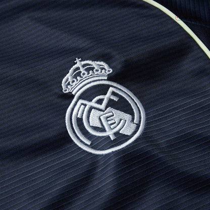 Real Madrid pánsky vonkajší futbalový dres s dlhými rukávmi 2025/26