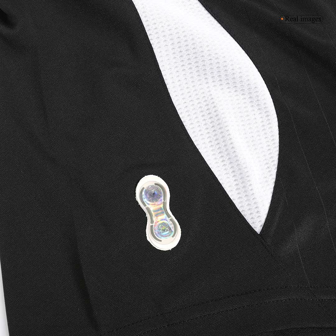Real Madrid pánsky vonkajší retro futbalový dres 2006/07 - SERGIO RAMOS #4