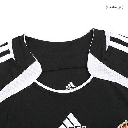 Real Madrid pánsky vonkajší retro futbalový dres 2006/07 - BECKHAM #23