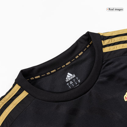 Real Madrid pánsky vonkajší retro futbalový dres s dlhými rukávmi 2011/12