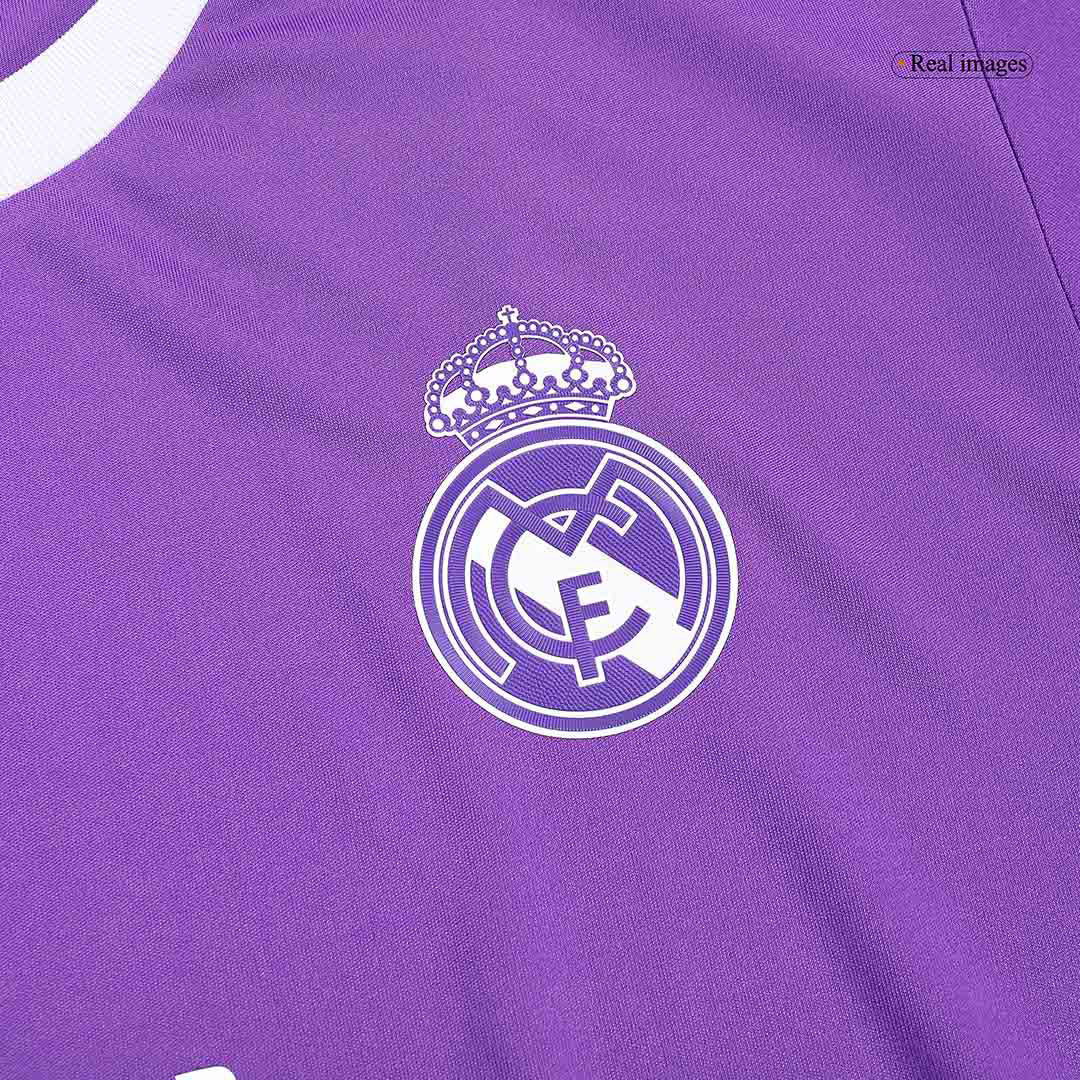 Real Madrid pánsky vonkajší retro futbalový dres s dlhými rukávmi 2016/17 - BENZEMA #9
