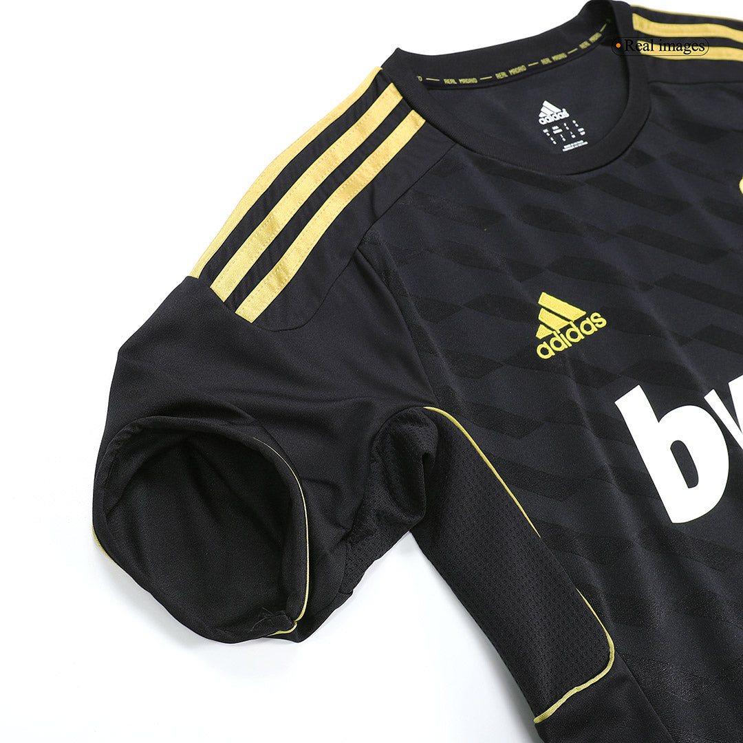 Real Madrid pánsky vonkajší retro futbalový dres 2011/12