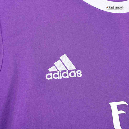 Real Madrid pánsky vonkajší retro futbalový dres s dlhými rukávmi 2016/17 - MODRIĆ #19