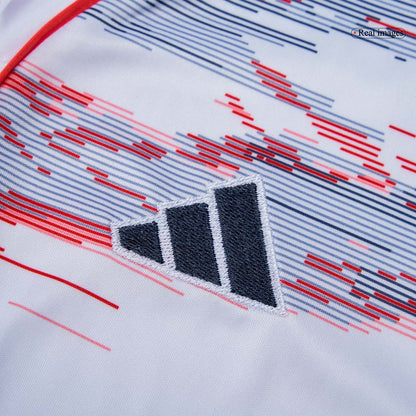 Bayern Mníchov detský vonkajší futbalový komplet 2025/26