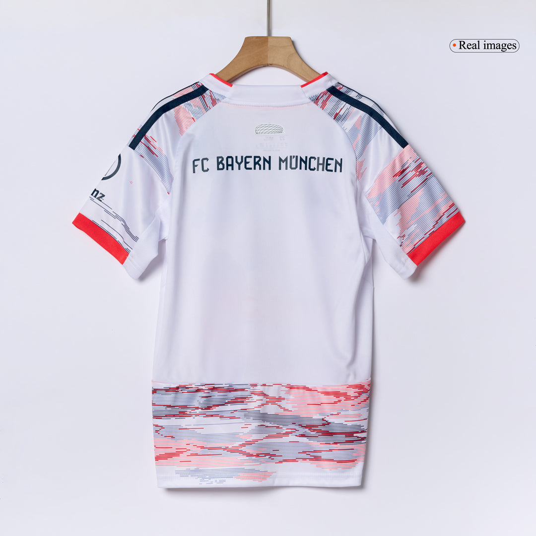 Bayern Mníchov detská vonkajšia futbalová súprava 2025/26