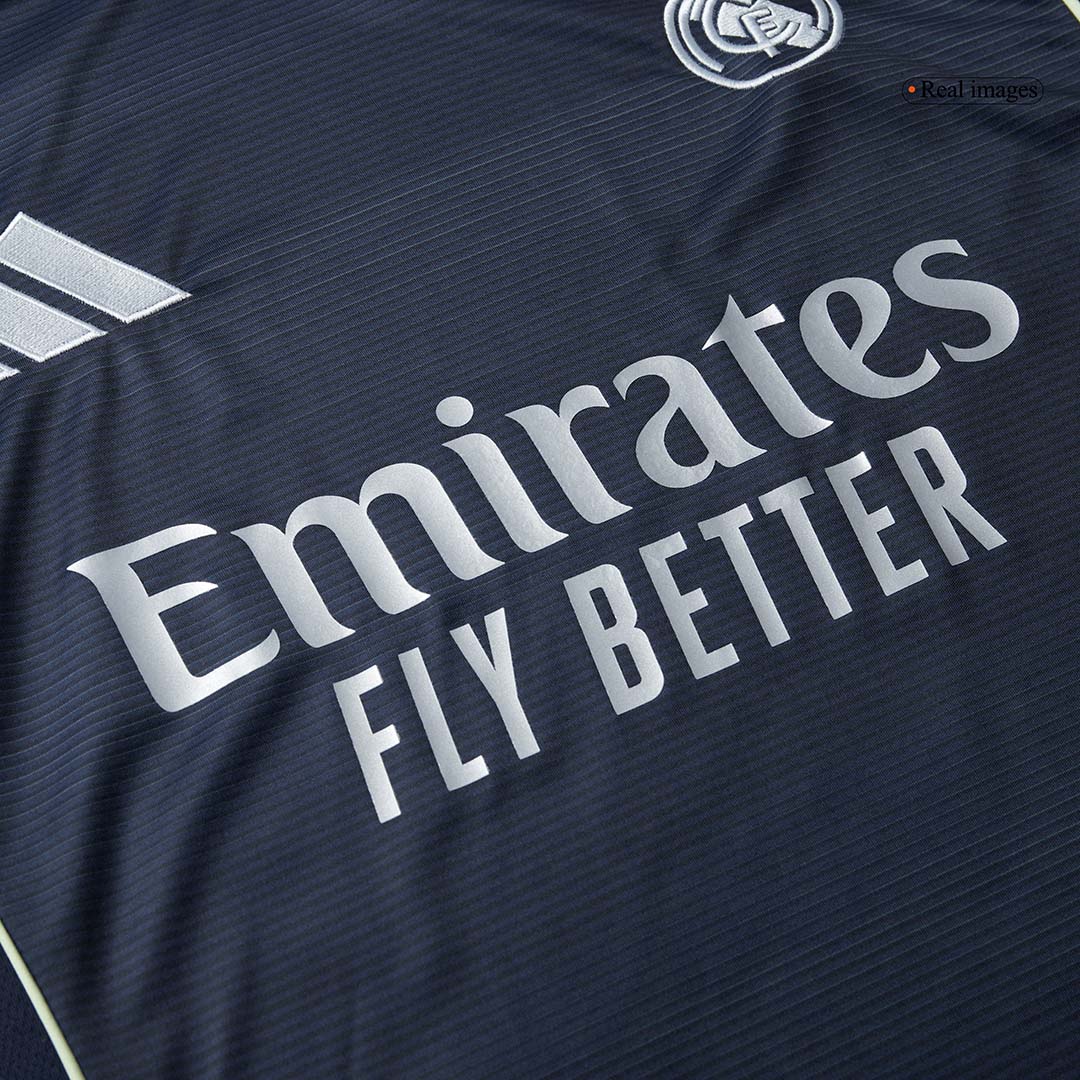 Real Madrid pánsky vonkajší futbalový dres s dlhými rukávmi 2025/26